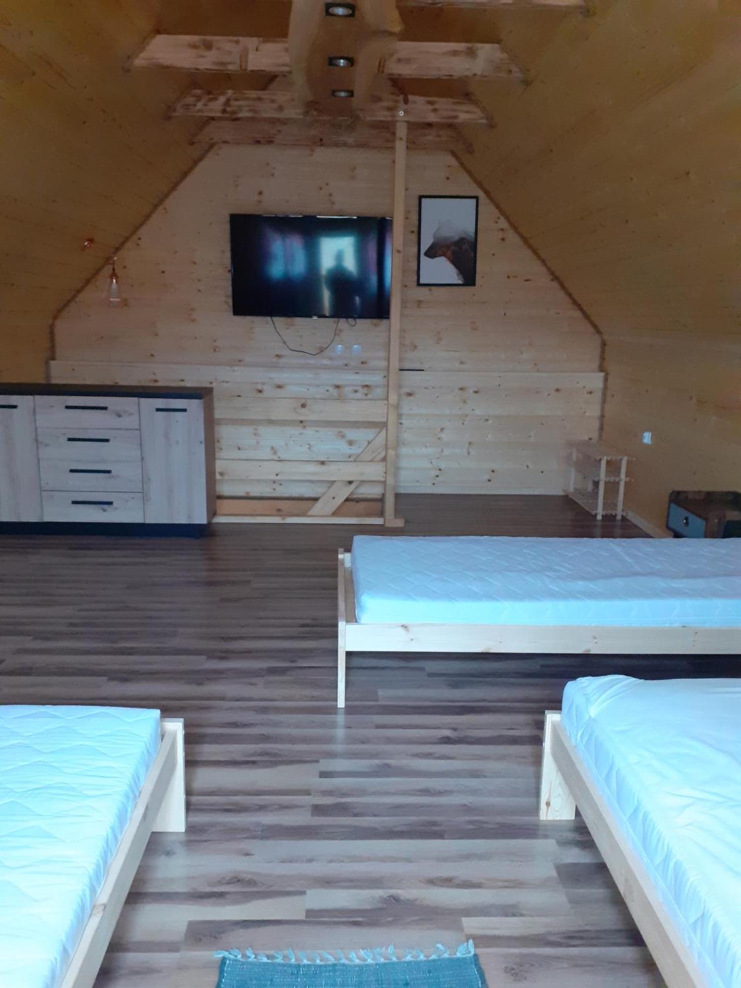 Motylowe Wzgorze Bieszczady * Zawoz